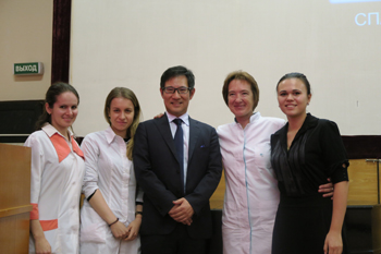 モスクワ大学にて